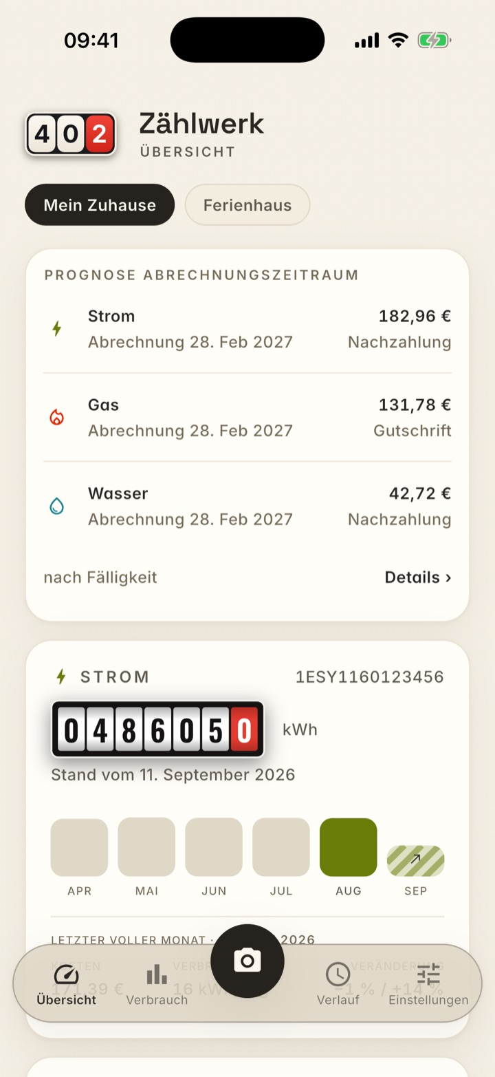 Übersicht: Karte Prognose Abrechnungszeitraum — Strom 182,96 Euro Nachzahlung, Gas 131,78 Euro Gutschrift, Wasser 42,72 Euro Nachzahlung, alle Abrechnung 28. Februar 2027. Darunter die Strom-Karte mit Rollenzählwerk 048605,0 kWh, Stand vom 11. September 2026, Monatsbalken April bis September.